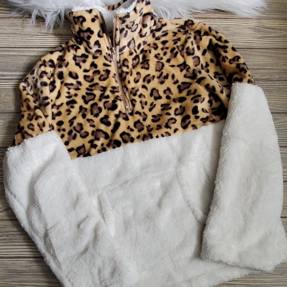 Leopard Faux Fur Half Zip Sweater L - Picture 4 of 6